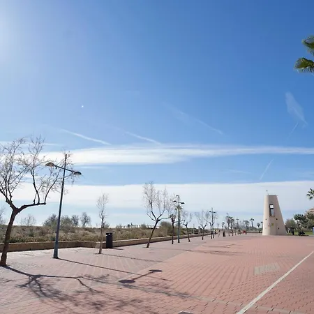 Apartment A 50 Metros Del Mar Con Parking *