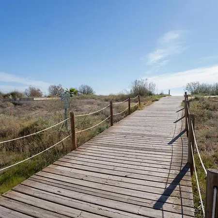 A 50 Metros Del Mar Con Parking *